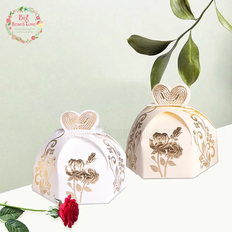 10pcs Love Heart And Flower Golden Bronzing Color Wedding Chocolate Box Candy Box Baking Package Wedding Party Decoration
10pcs Love Heart And Flower Golden Bronzing Color Wedding Chocolate Box Candy Box Baking Package Wedding Party Decoration