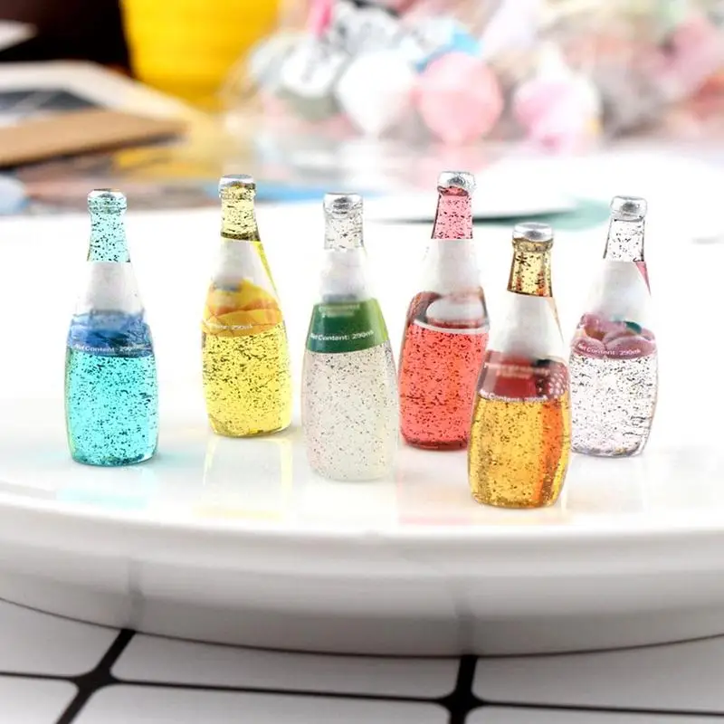 Color Random 1:12 Dollhouse Fruit Drink Bottle Miniature Resin Material Dollhouse Accessories Mini Wine Bottle Dollhouse Decor
Color Random 1:12 Dollhouse Fruit Drink Bottle Miniature Resin Material Dollhouse Accessories Mini Wine Bottle Dollhouse Decor