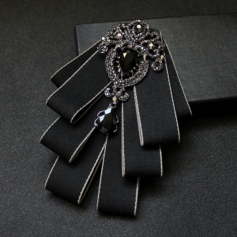 High Quality Korean Fashion New Crystal Bow Tie for Men's Formal Suit Shirt Bowtie Luxury Classic Wedding Ties Men Accessories
High Quality Korean Fashion New Crystal Bow Tie for Men's Formal Suit Shirt Bowtie Luxury Classic Wedding Ties Men Accessories
