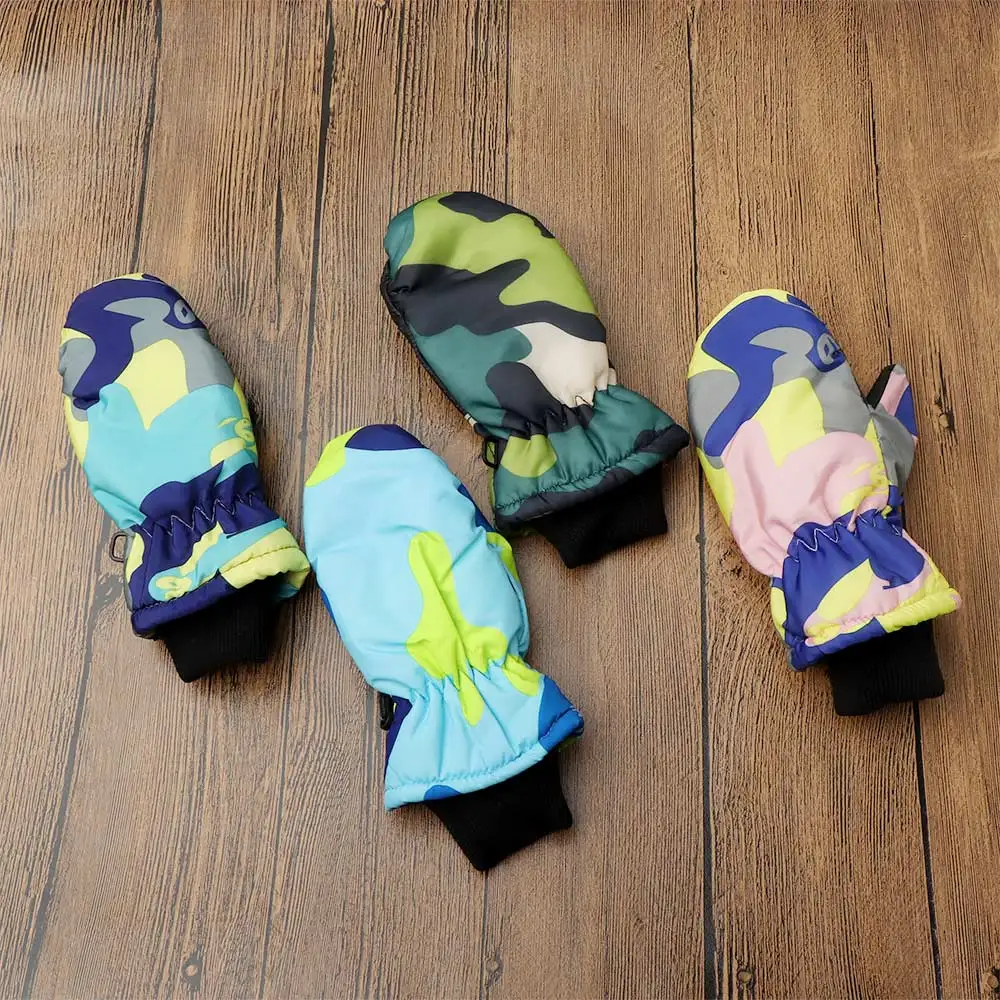 1 Pair Fashion Winter Waterproof Soft PU Patch Warm Mittens Boy Girl Kids Durable Children Outdoor Skiing Gloves
1 Pair Fashion Winter Waterproof Soft PU Patch Warm Mittens Boy Girl Kids Durable Children Outdoor Skiing Gloves