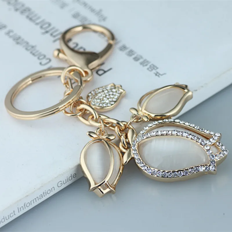 Fashion high-end keychain exquisite tulip flower string car key chain girl bag pendant jewelry rhinestone couple gift
Fashion high-end keychain exquisite tulip flower string car key chain girl bag pendant jewelry rhinestone couple gift