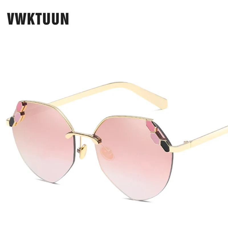VWKTUUN Round Sunglasses Women Oversized Sunglass Crystal Frame Direction Sun glasses For Woman Big Shades Women Points Trend
VWKTUUN Round Sunglasses Women Oversized Sunglass Crystal Frame Direction Sun glasses For Woman Big Shades Women Points Trend