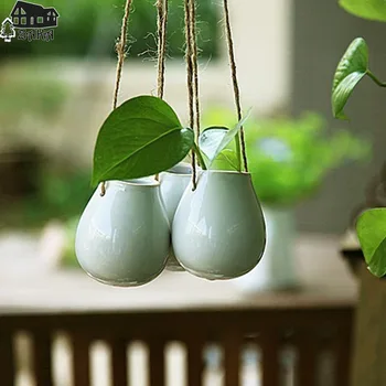2Pcs/lot New KEYAMA Nordic style hanging white ceramic flower vases Eggs shape garden hang bottles Compact home decorative vases
2Pcs/lot New KEYAMA Nordic style hanging white ceramic flower vases Eggs shape garden hang bottles Compact home decorative vases