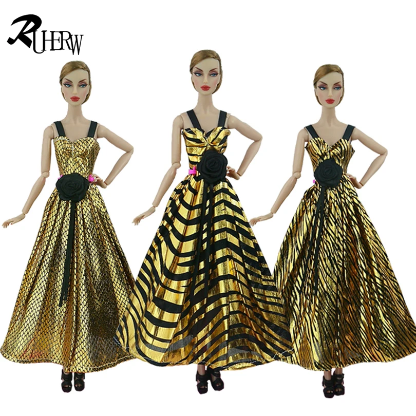 9 items = Dress + Shoes + hangers ,2016 New Fashion Unique Dress Clothing For Barbie Doll
9 items = Dress + Shoes + hangers ,2016 New Fashion Unique Dress Clothing For Barbie Doll