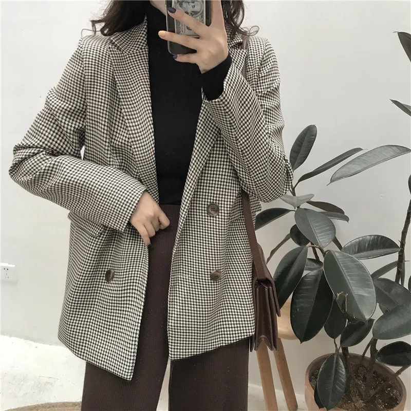 CBAFU women blazer vintage double breasted office ladies plaid blazer long sleeve loose houndstooth suit coat women jacket D471
CBAFU women blazer vintage double breasted office ladies plaid blazer long sleeve loose houndstooth suit coat women jacket D471