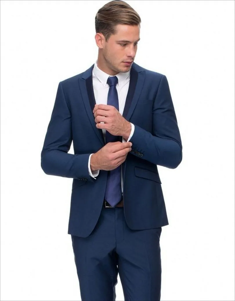 2017 Formal Groomsmen Peak Lapel Three Pockets Groom Tuxedos Slim Fit Business Evening Clothes 2 Pieces(Jacket+Pants)
2017 Formal Groomsmen Peak Lapel Three Pockets Groom Tuxedos Slim Fit Business Evening Clothes 2 Pieces(Jacket+Pants)