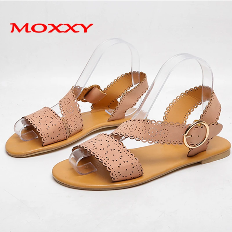 Plus Size 43 Flat Sandals Women Sandals Female Brown Black Leather Hollow Summer Shoes Woman Beach Gladiator sandales femme 2019
Plus Size 43 Flat Sandals Women Sandals Female Brown Black Leather Hollow Summer Shoes Woman Beach Gladiator sandales femme 2019