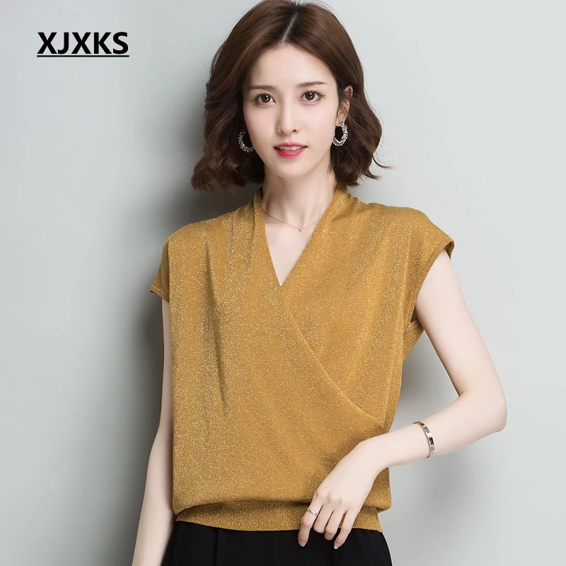 XJXKS Thin Section Bright Silk Short-sleeved Ice Silk T-shirt Female European Style 2018 New Loose V-neck Shirt Summer Tops
XJXKS Thin Section Bright Silk Short-sleeved Ice Silk T-shirt Female European Style 2018 New Loose V-neck Shirt Summer Tops