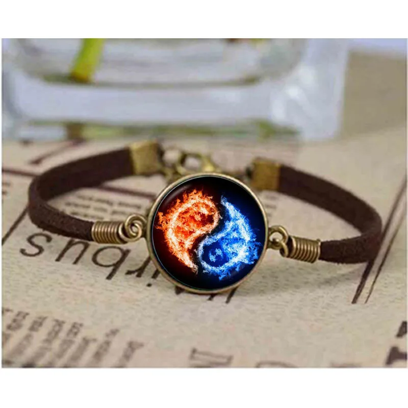 Yin Yang bracelet Tai Ji bracelet leather chain white black cross Taoism bracelets femme bronze love charms zen ying yang Bangle
Yin Yang bracelet Tai Ji bracelet leather chain white black cross Taoism bracelets femme bronze love charms zen ying yang Bangle