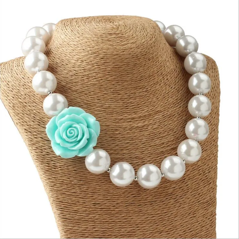 2015 Girl Light Blue Rose Flower Chunky Bubblegum Necklace Kids White Pearl Gumball Chunky Beaded Necklace for Birthday Jewelry
2015 Girl Light Blue Rose Flower Chunky Bubblegum Necklace Kids White Pearl Gumball Chunky Beaded Necklace for Birthday Jewelry
