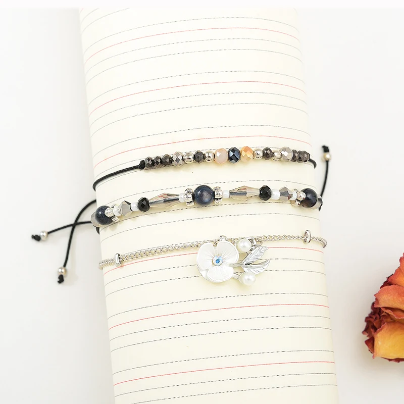 Wild&Free Wholesale New Beaded Bracelets Set For Women Girl Colorful Glass Beads Flower Pendant Handmade Fabric Bracelet Jewelry
Wild&Free Wholesale New Beaded Bracelets Set For Women Girl Colorful Glass Beads Flower Pendant Handmade Fabric Bracelet Jewelry