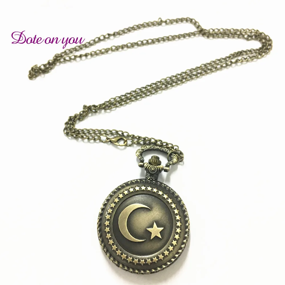 Antique Bronze Muslim Turkish Flag Moon Star Circle Quartz Pocket Watch Necklace Mosque Clock Pendant With Chain Men Women Gift
Antique Bronze Muslim Turkish Flag Moon Star Circle Quartz Pocket Watch Necklace Mosque Clock Pendant With Chain Men Women Gift