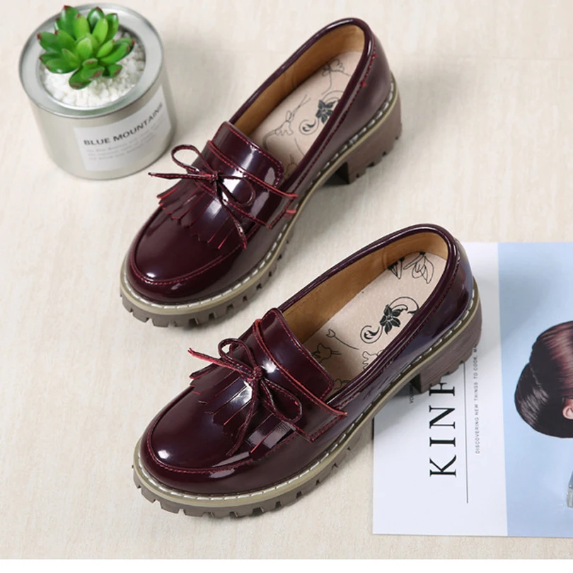 Flexible Pumps Natural Patent Med Heels Pumps Shallow fringe Shoes For Women Genuine Leather Oxford Women Pumps Casual Shoes
Flexible Pumps Natural Patent Med Heels Pumps Shallow fringe Shoes For Women Genuine Leather Oxford Women Pumps Casual Shoes