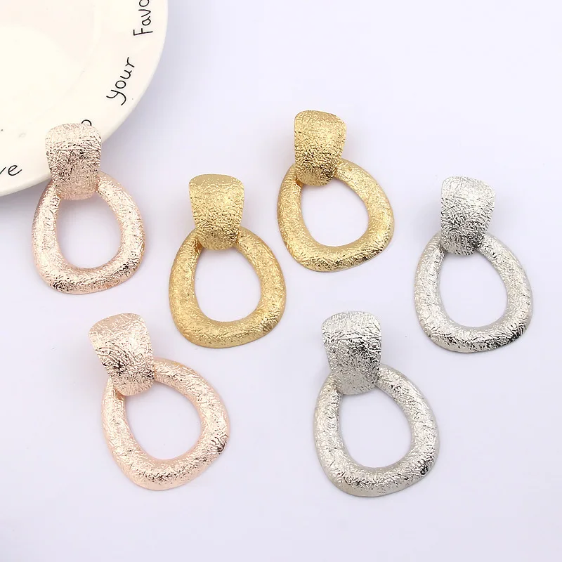 New Fashion Simple Alloy Earring Geometric Hollow 4.2x6.8cm Water Drop Rough Surface Earrings for Women Female Modern Jewelry
New Fashion Simple Alloy Earring Geometric Hollow 4.2x6.8cm Water Drop Rough Surface Earrings for Women Female Modern Jewelry