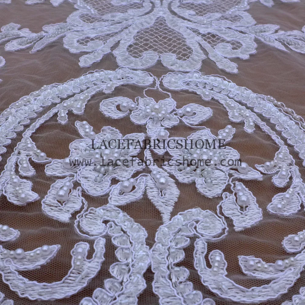 New off white large pattern heavy beaded on tulle embroidery lace fabric wedding dress/evening dress lace fabric 130cm by yard
New off white large pattern heavy beaded on tulle embroidery lace fabric wedding dress/evening dress lace fabric 130cm by yard