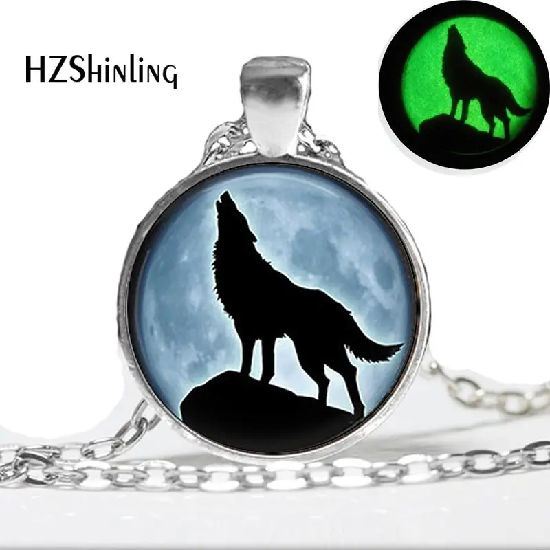 Glow in the Dark Wolf Howling at the Moon Necklace wolf necklace for men photo glass cabochon necklace pendant Glowing jewelry
Glow in the Dark Wolf Howling at the Moon Necklace wolf necklace for men photo glass cabochon necklace pendant Glowing jewelry