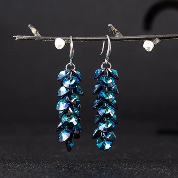 Shining Blue Austrian crystal handmade beaded tassel earrings long temperament charm grape bunch drop earrings for women jewelry
Shining Blue Austrian crystal handmade beaded tassel earrings long temperament charm grape bunch drop earrings for women jewelry