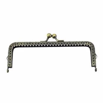 1 Piece 15cm Antique bronze Square Metal purse frame Carved kiss clasp bag accessory
1 Piece 15cm Antique bronze Square Metal purse frame Carved kiss clasp bag accessory