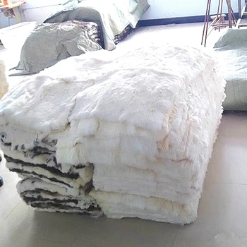 Customized Genuine white color rabbit fur skin pelt rug blanket for home textile
Customized Genuine white color rabbit fur skin pelt rug blanket for home textile
