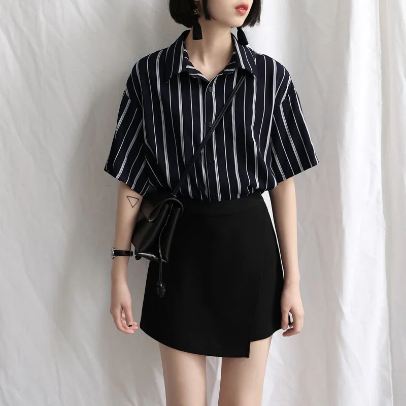 New products made of 2018 summer wear new style retro Polo style short sleeved stripe chiffon shirt women's fashion
New products made of 2018 summer wear new style retro Polo style short sleeved stripe chiffon shirt women's fashion