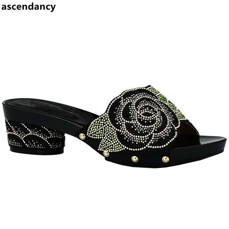 Latest Italian Summer Women Shoes with Rhinestone Designer Shoes Women Luxury 2018 Slip on Shoes for Women Nigerian Style Shoes
Latest Italian Summer Women Shoes with Rhinestone Designer Shoes Women Luxury 2018 Slip on Shoes for Women Nigerian Style Shoes