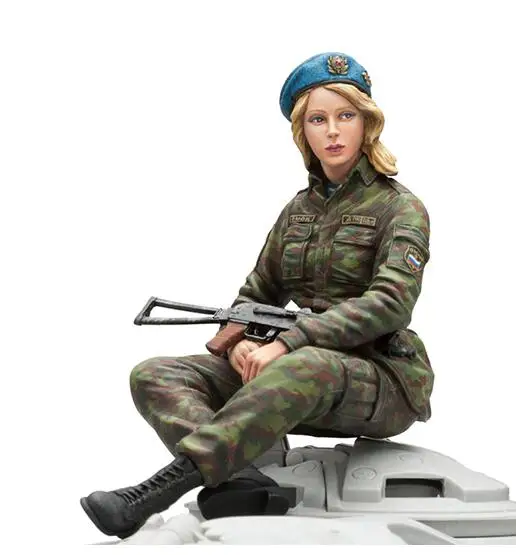 New Unassembled 1/16 Russia Female Infantry soldier Resin Kit DIY Toys Unpainted resin model
New Unassembled 1/16 Russia Female Infantry soldier Resin Kit DIY Toys Unpainted resin model