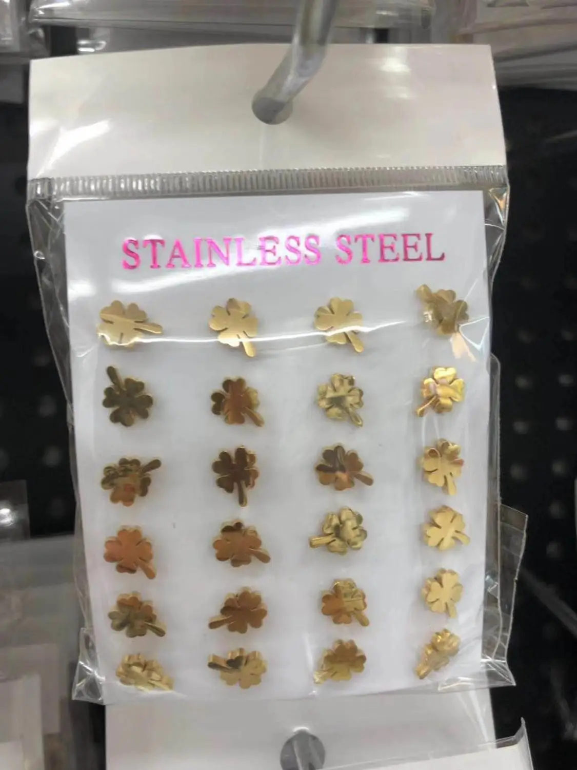 12Pairs/Lot Stainless Steel Stud Earring For Women Man Clover Gold Color Lover's Engagement Jewelry Wholesale Earrings
12Pairs/Lot Stainless Steel Stud Earring For Women Man Clover Gold Color Lover's Engagement Jewelry Wholesale Earrings
