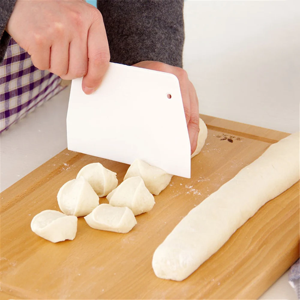 1PC Pastry Dough Cutter Cake Bread Slicer Baking Pasty Tools Scraper Cake Blade Silicone Spatula For Cake Patisserie Tool 1030A
1PC Pastry Dough Cutter Cake Bread Slicer Baking Pasty Tools Scraper Cake Blade Silicone Spatula For Cake Patisserie Tool 1030A