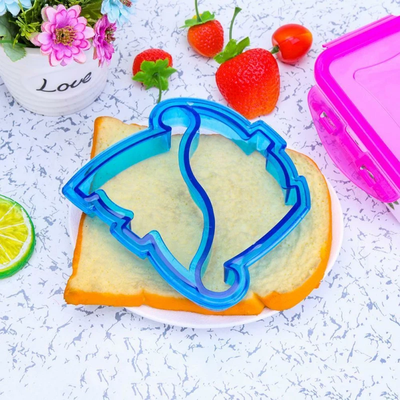 10 shapes Lunch DIY Sandwiches Cutter Mould Food Cutting Die Bread Biscuits decoration Mold For Kids kitchen accessories tools
10 shapes Lunch DIY Sandwiches Cutter Mould Food Cutting Die Bread Biscuits decoration Mold For Kids kitchen accessories tools