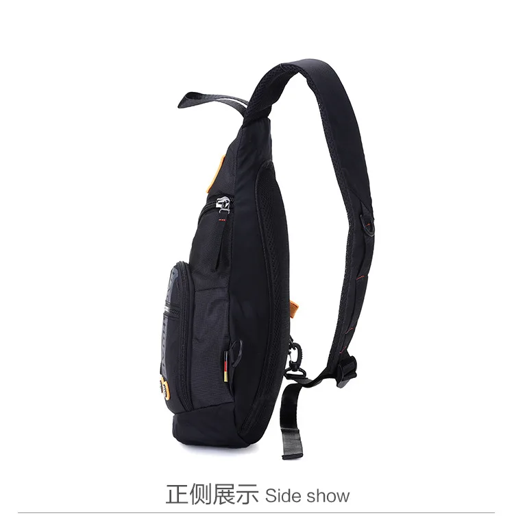 BUS068Black03