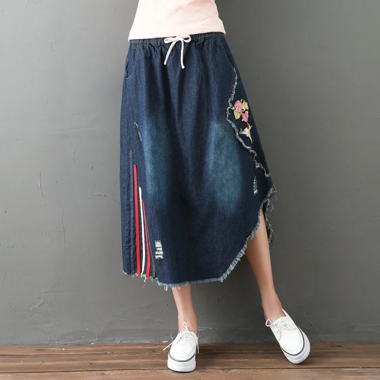 Vintage Ethnic Boho Retro Irregular Embroidery Patchwork Denim Jeans Blue Cotton Elastic Waist Long Women Spring Autumn Skirt
Vintage Ethnic Boho Retro Irregular Embroidery Patchwork Denim Jeans Blue Cotton Elastic Waist Long Women Spring Autumn Skirt