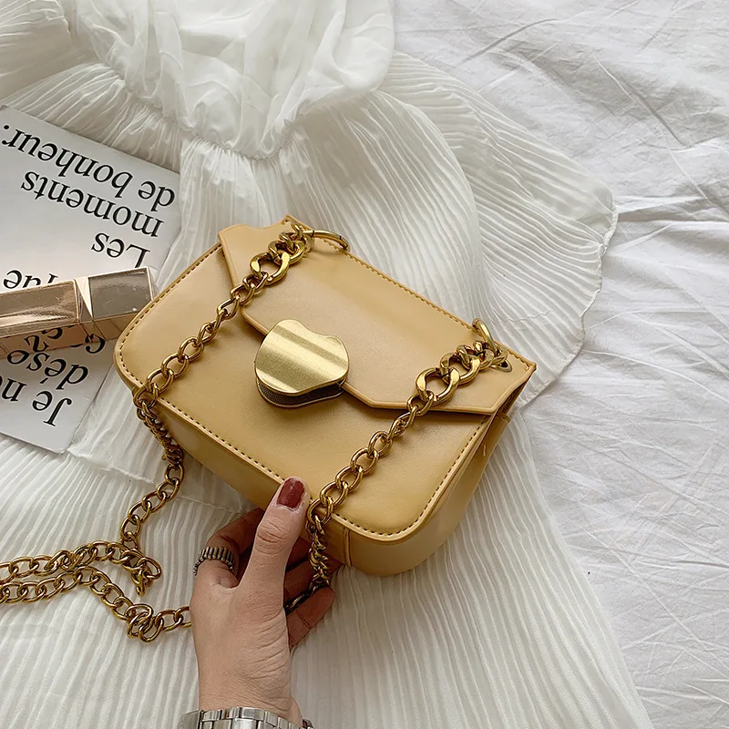 Women Messenger Bag Brand Designer Flap Shoulder Crossbody Bag Lady Summer Female 2019 New Fashion Chain Small Square Handbag
Women Messenger Bag Brand Designer Flap Shoulder Crossbody Bag Lady Summer Female 2019 New Fashion Chain Small Square Handbag
