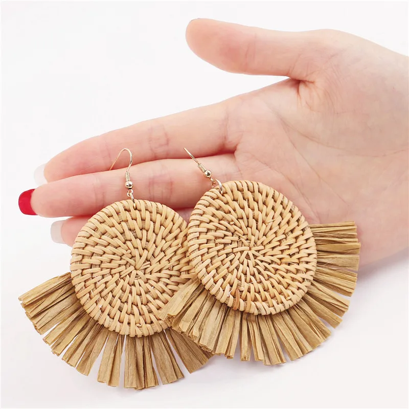 Rattan Knit Teardrop Straw Tassel Earrings For Women Rattan Wicker Drop Earring Long Raffia Earrings Handmade DIY Jewelry 2019
Rattan Knit Teardrop Straw Tassel Earrings For Women Rattan Wicker Drop Earring Long Raffia Earrings Handmade DIY Jewelry 2019