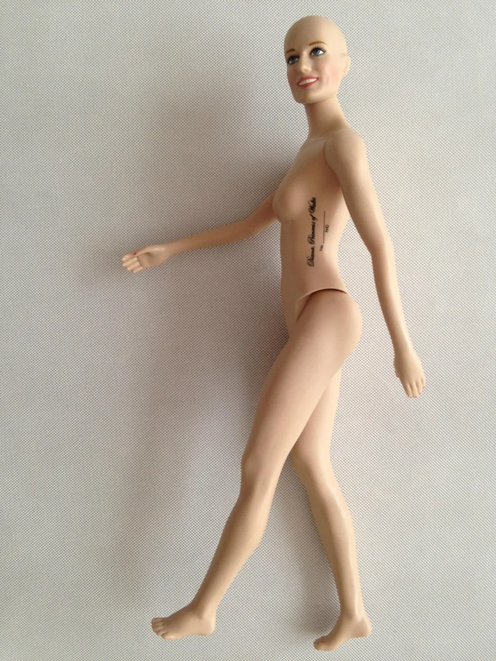 O for U Hot Sale Limited Edition Diana Simulation Boutique Doll Dolls Naked Body With Head Franklin Dolls 1Piece Fast Toy
O for U Hot Sale Limited Edition Diana Simulation Boutique Doll Dolls Naked Body With Head Franklin Dolls 1Piece Fast Toy