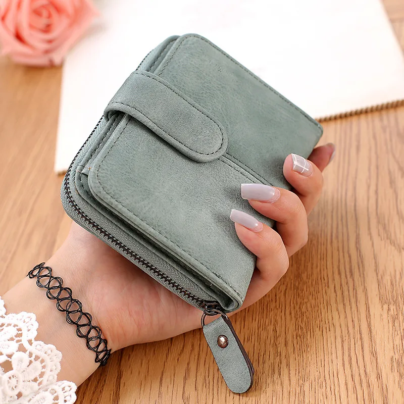DALFR Women Wallets Fashion Ladies Small Leather Purse Card Holder Mini Coin Pocket Luxury Brand Women Leather Bag
DALFR Women Wallets Fashion Ladies Small Leather Purse Card Holder Mini Coin Pocket Luxury Brand Women Leather Bag