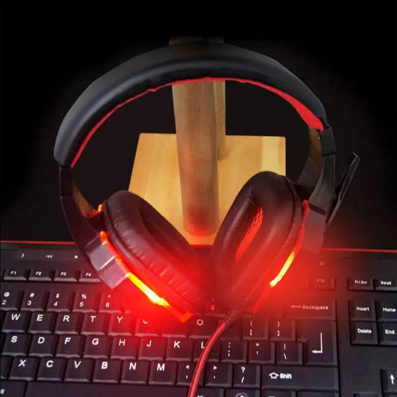 EDAL LED Lights Gaming Headset for PS4 PC Xbox 360-degree Stereo Surround Sound Noise Cancelling Wired Gamer Headphones With Mic
EDAL LED Lights Gaming Headset for PS4 PC Xbox 360-degree Stereo Surround Sound Noise Cancelling Wired Gamer Headphones With Mic