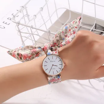 Fashion Design Ladies Watch Floral Strap Bracelet Watch Fabric Casual Women Quartz Wrist Watches White Dial relojes para mujer
Fashion Design Ladies Watch Floral Strap Bracelet Watch Fabric Casual Women Quartz Wrist Watches White Dial relojes para mujer