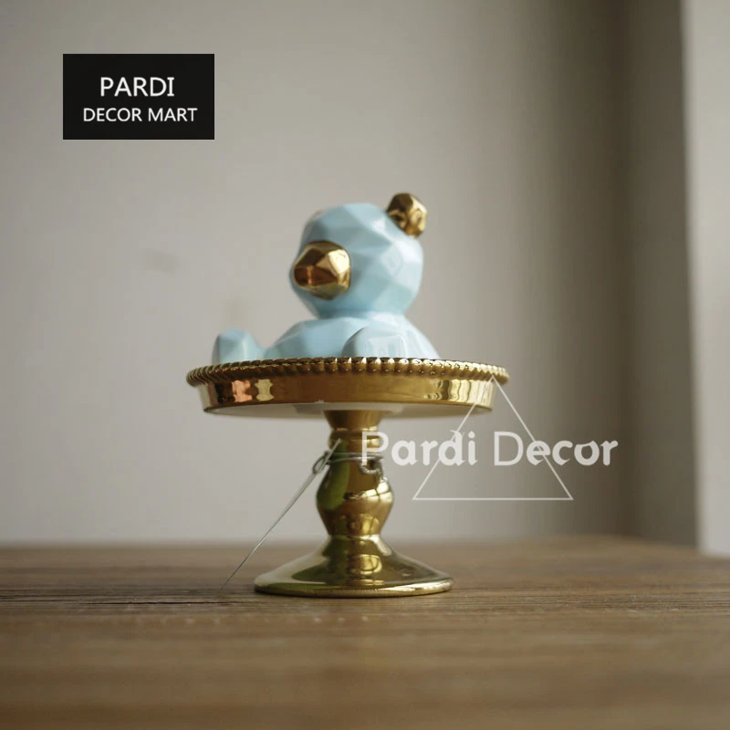 Mini golden high feet cake stand dessert table plate food decorations plate wedding decorations 1pc/lot
Mini golden high feet cake stand dessert table plate food decorations plate wedding decorations 1pc/lot