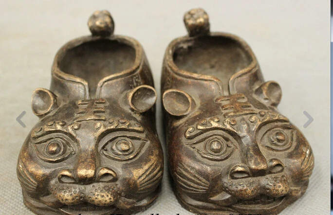 wan671012+++Folk Collect Chinese Bronze Evil Spirit Zodiac Tiger Statue Boots Shoes Pair