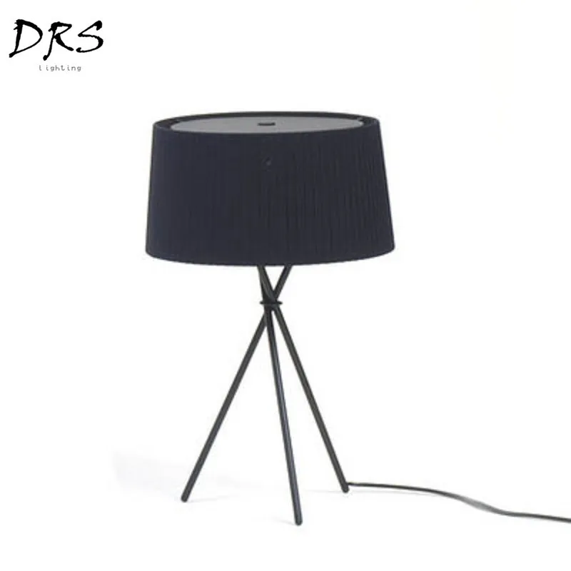 Simple Fork Spanish G5 Cloth Table Lamp Santa & Cole Tripode G5 Iron Art Table Lamp Lampara Escritorio for Living Room Fixtures
Simple Fork Spanish G5 Cloth Table Lamp Santa & Cole Tripode G5 Iron Art Table Lamp Lampara Escritorio for Living Room Fixtures