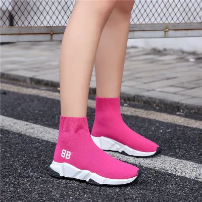 2019 European and American new elastic stockings boots high-top flat casual women's shoes
2019 European and American new elastic stockings boots high-top flat casual women's shoes