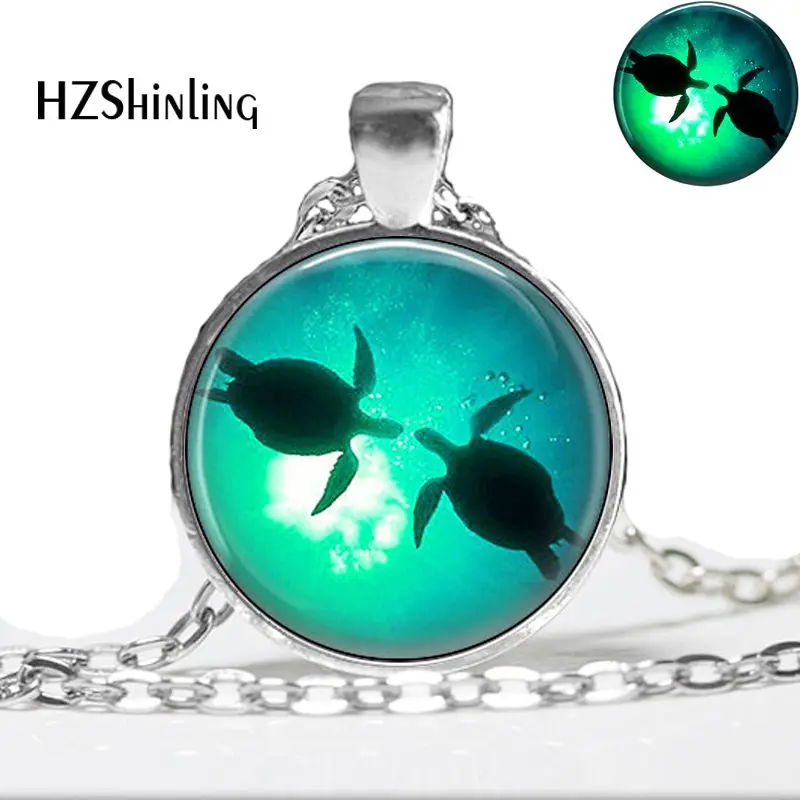 Glowing Jewelry Sea Turtle Necklace Sea Turtle Pendant Glass Animal Jewelry Glow in The Dark Necklace
Glowing Jewelry Sea Turtle Necklace Sea Turtle Pendant Glass Animal Jewelry Glow in The Dark Necklace
