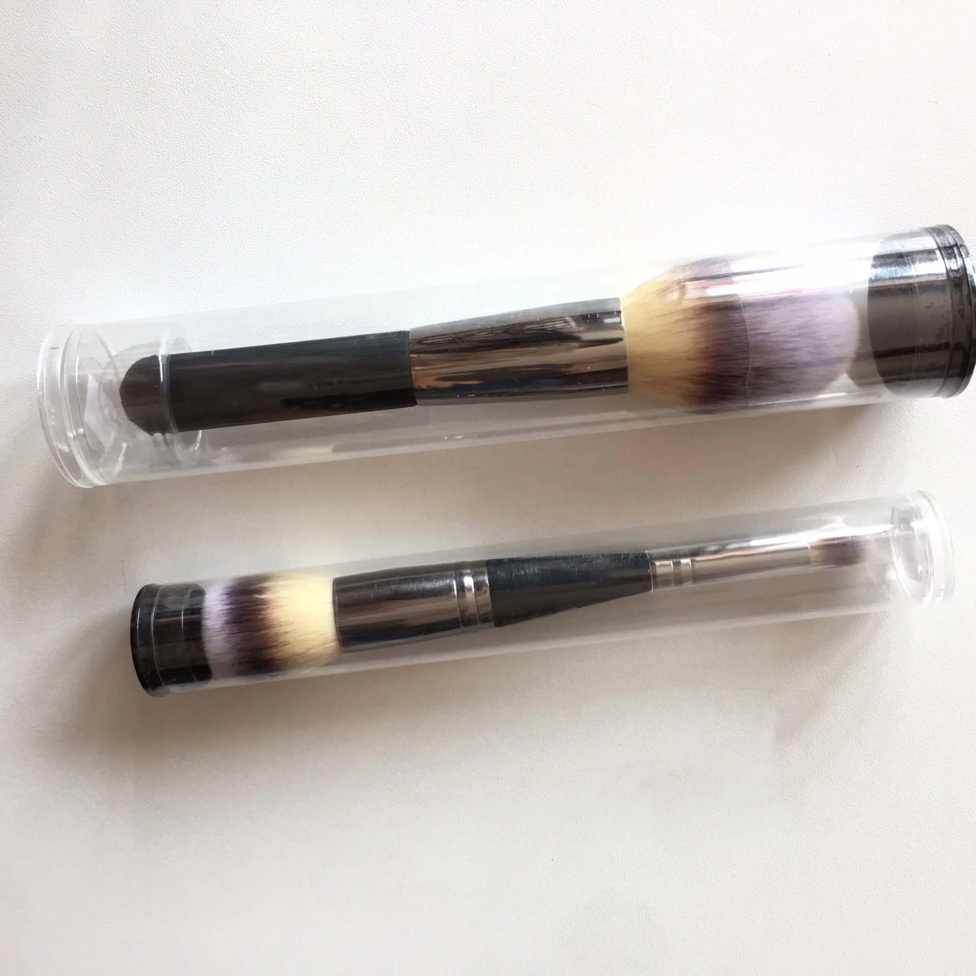 Lufusean #7 Luxe Complexion Perfection Makeup Brush Double Dual End All-Over Conceal Wand Ball Powder Magic #8 With Box
Lufusean #7 Luxe Complexion Perfection Makeup Brush Double Dual End All-Over Conceal Wand Ball Powder Magic #8 With Box