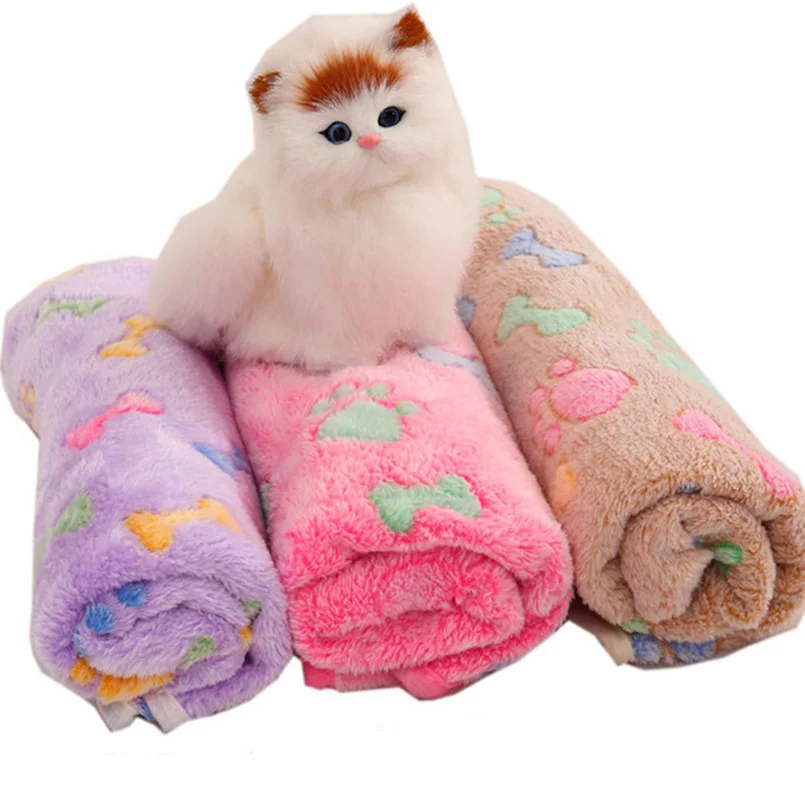Pet Blanket Cat Dog Sleep Warm Mattress Paw Bone Double Velvet Warm Soft Mat Winter Warm Not Fade Easily Clean Pet Supplies
Pet Blanket Cat Dog Sleep Warm Mattress Paw Bone Double Velvet Warm Soft Mat Winter Warm Not Fade Easily Clean Pet Supplies