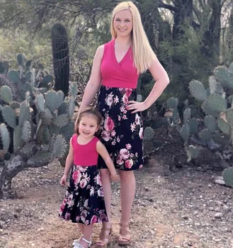 Family Look Deep V Mother Mom and Daughter Dresses Matching Outfits Mommy and Me Clothes Mum Mama Daughter Dress Clothing Summer
Family Look Deep V Mother Mom and Daughter Dresses Matching Outfits Mommy and Me Clothes Mum Mama Daughter Dress Clothing Summer