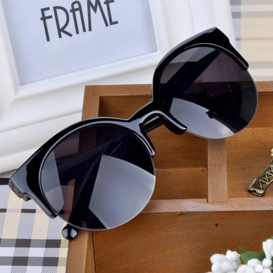 2018 New High Quality Fashion Retro Designer Super Round Circle Glasses Cat Eye Semi-Rimless Sunglasses Women Oculos
2018 New High Quality Fashion Retro Designer Super Round Circle Glasses Cat Eye Semi-Rimless Sunglasses Women Oculos