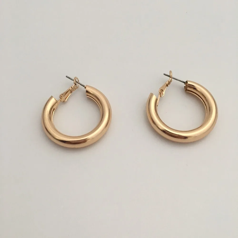 FASHION JEWELRY GOLD COLOR PLATING 4MM THICKNESS SMALL HOOP EARRINGS FOR WOMEN GIRL MAN
FASHION JEWELRY GOLD COLOR PLATING 4MM THICKNESS SMALL HOOP EARRINGS FOR WOMEN GIRL MAN