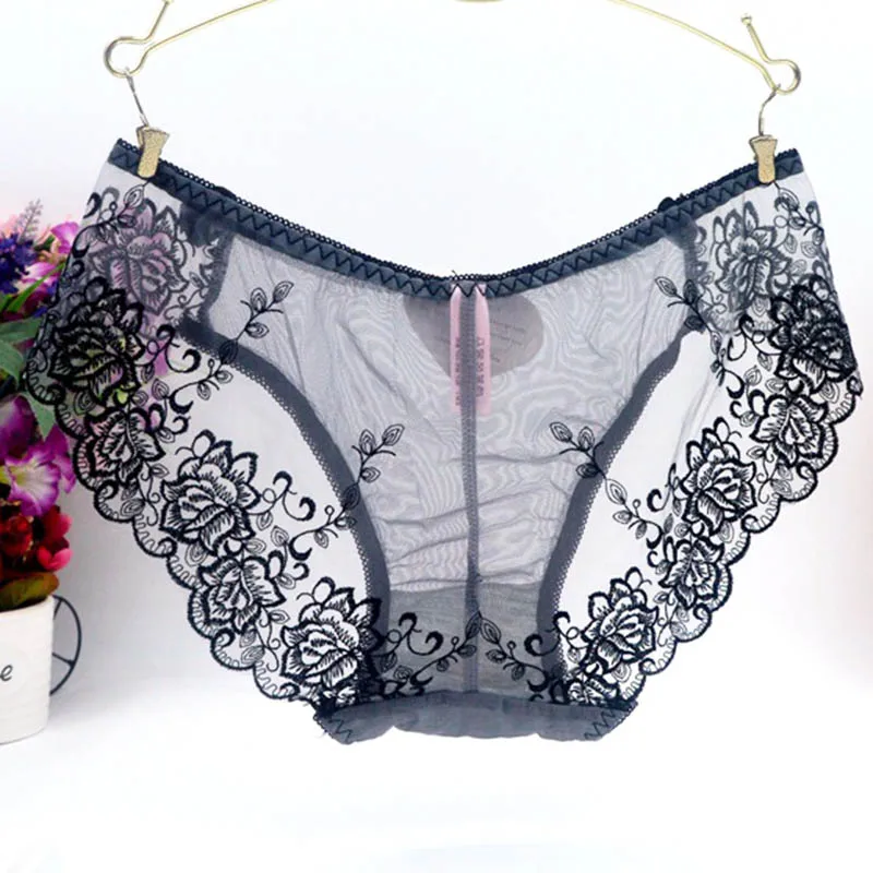 Hot Lace Sexy Briefs Embroidery women Underwear Net Yarn Female Panties Flower Transparent Panties
Hot Lace Sexy Briefs Embroidery women Underwear Net Yarn Female Panties Flower Transparent Panties