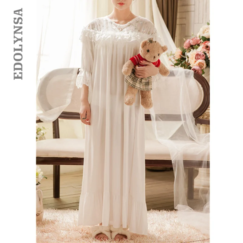 Victorian Sleepwear Vintage Nightgown Embroidery Lace Slash 3/4 Sleeve Autumn Women Sleepwear Dress Nightdress Homewear T285
Victorian Sleepwear Vintage Nightgown Embroidery Lace Slash 3/4 Sleeve Autumn Women Sleepwear Dress Nightdress Homewear T285