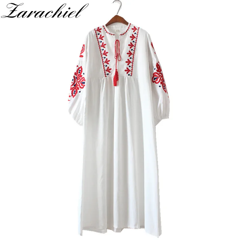 Zarachiel Runway Clothing Maxi Dress 2019 Autumn Women Sexy V-Neck Lacing Red Flower Embroidery Lantern Sleeve Boho Long Dress
Zarachiel Runway Clothing Maxi Dress 2019 Autumn Women Sexy V-Neck Lacing Red Flower Embroidery Lantern Sleeve Boho Long Dress